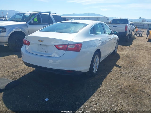 1G1ZD5ST7SF127417 Chevrolet Malibu Fwd 1lt