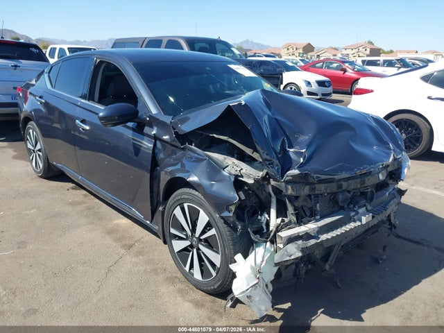 2019 1N4BL4DV3KC117091 main image