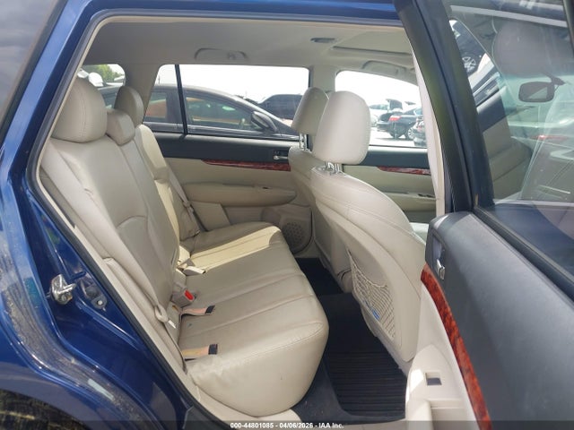 44801085 :رقم المزاد ، 4S4BRBLC2B3371030 vin ، 2011 Subaru Outback 2.5i Limited مزاد بيع