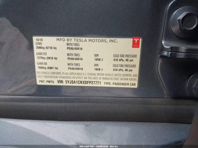 44801091 :رقم المزاد ، 5YJSA1CNXDFP27771 vin ، 2013 Tesla Model S مزاد بيع