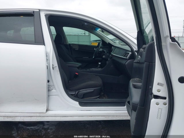 Продажа на аукционе авто 2019 Kia Optima Lx, vin: 5XXGT4L31KG372371, номер лота: 44801094