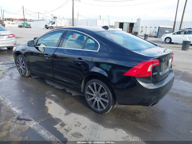 2014 VOLVO S60 YV1612FS4E1284207 Photo 2