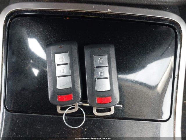 2018 MITSUBISHI OUTLANDER JA4AZ3A3XJZ015116 Photo 10