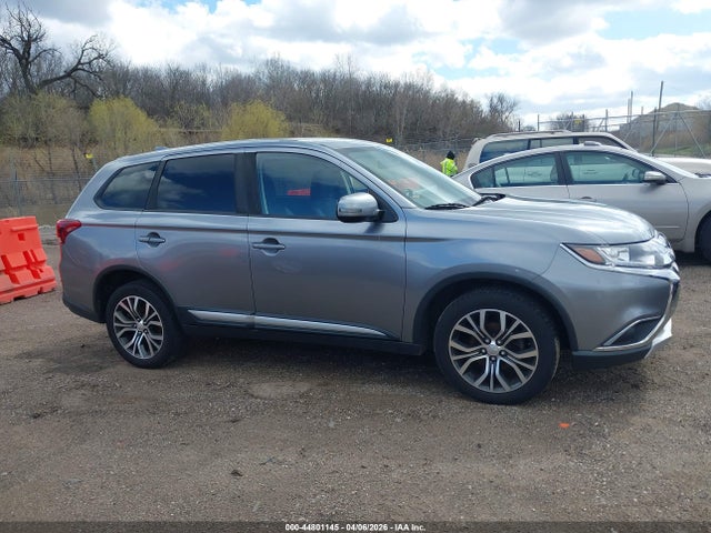 Aukcja sprzedaży 2018 Mitsubishi Outlander Se, vin: JA4AZ3A3XJZ015116, numer aukcji: 44801145