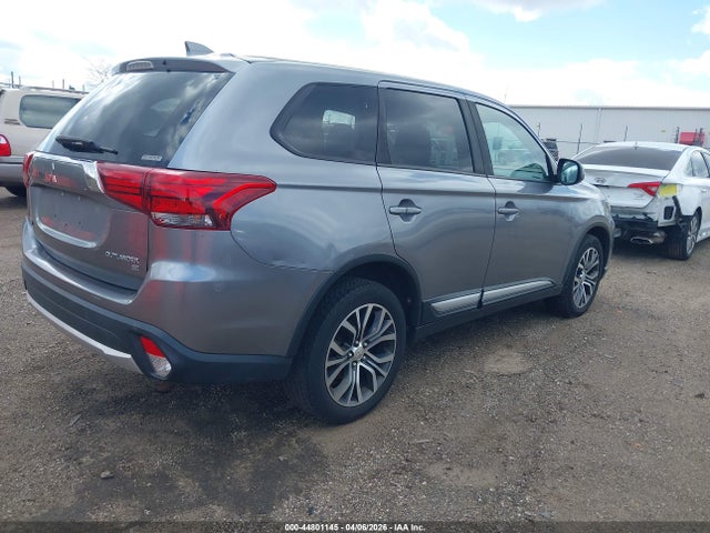 2018 MITSUBISHI OUTLANDER JA4AZ3A3XJZ015116 Photo 3