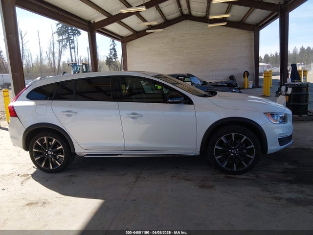 YV440MWK0H1026022 Volvo V60 Cross Country T5