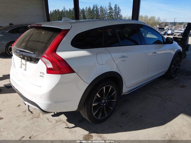 YV440MWK0H1026022 Volvo V60 Cross Country T5