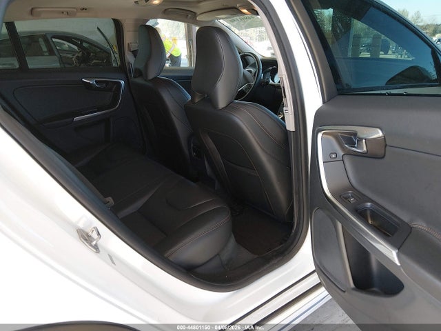 YV440MWK0H1026022 Volvo V60 Cross Country T5