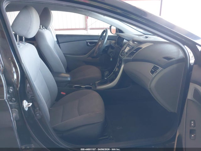 5NPDH4AE7EH535557 Hyundai ELANTRA SE
