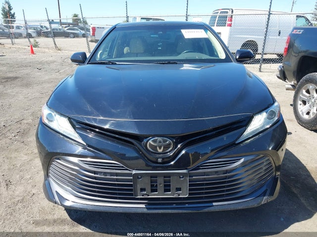 4T1BZ1HK1JU005871 Toyota Camry Xle V6