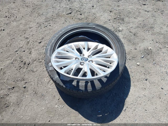 4T1BZ1HK1JU005871 Toyota Camry Xle V6