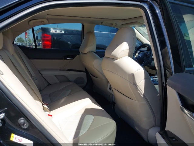 4T1BZ1HK1JU005871 Toyota Camry Xle V6