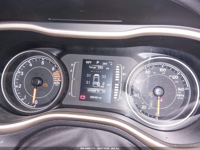 1C4PJLCB5GW371043 Jeep Cherokee 75th Anniversary