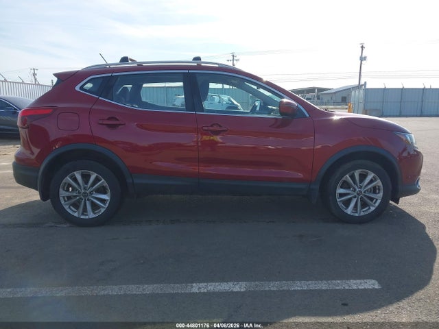 JN1BJ1CR5KW347042 Nissan Rogue Sport Sv
