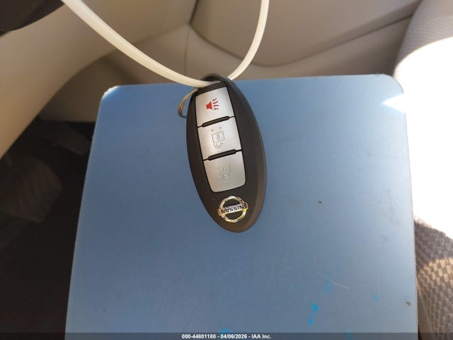 JN1BJ1CP0KW212498 Nissan Rogue Sport Sv