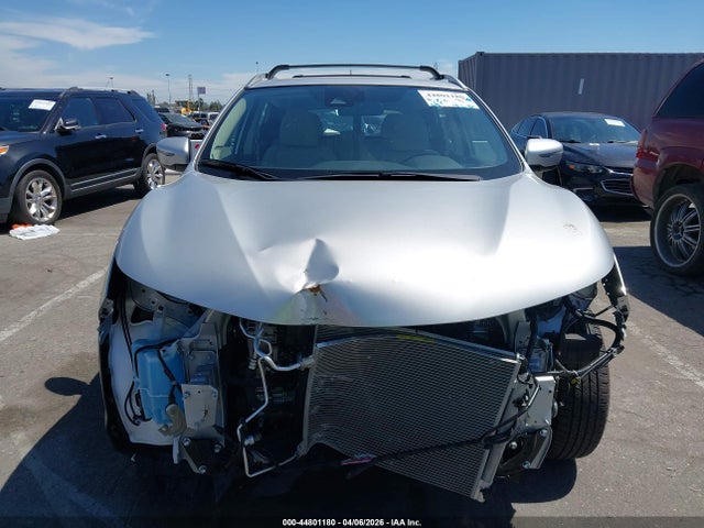JN1BJ1CP0KW212498 Nissan Rogue Sport Sv