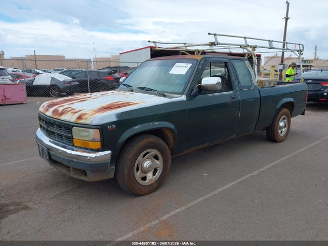 1996 Dodge Dakota მანქანა იყიდება აუქციონზე, vin: 1B7GL23Y0TS537947, აუქციონის ნომერი: 44801182