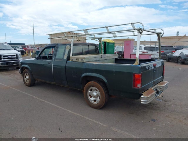 1996 Dodge Dakota მანქანა იყიდება აუქციონზე, vin: 1B7GL23Y0TS537947, აუქციონის ნომერი: 44801182