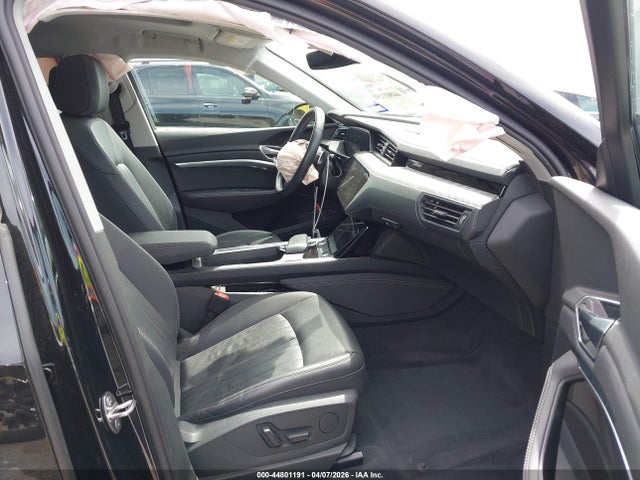 Aukcja sprzedaży 2021 Audi E-tron Premium Quattro, vin: WA1AAAGE4MB008356, numer aukcji: 44801191