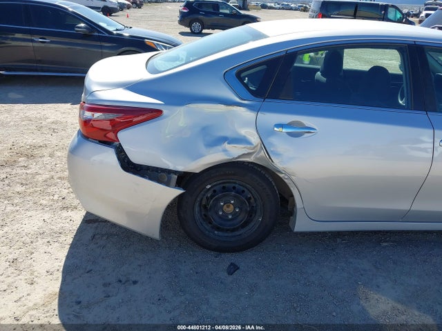 Продажа на аукционе авто 2018 Nissan Altima 2.5 S, vin: 1N4AL3AP2JC225762, номер лота: 44801212