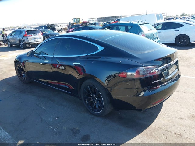 Продажа на аукционе авто 2018 Tesla Model S 100d/75d/p100d, vin: 5YJSA1E26JF273792, номер лота: 44801232