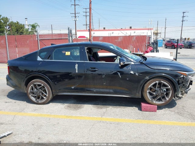 2025 Kia K4 Gt-line მანქანა იყიდება აუქციონზე, vin: 3KPFW4DE4SE181023, აუქციონის ნომერი: 44801233
