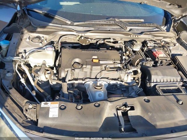 44801252 :رقم المزاد ، 2HGFC2F56HH568858 vin ، 2017 Honda Civic Lx مزاد بيع
