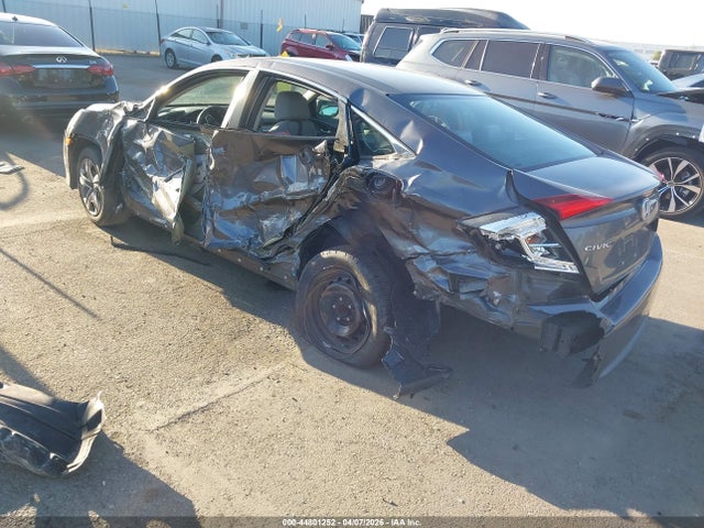 44801252 :رقم المزاد ، 2HGFC2F56HH568858 vin ، 2017 Honda Civic Lx مزاد بيع