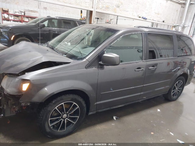 Продажа на аукционе авто 2017 Dodge Grand Caravan Gt, vin: 2C4RDGEG5HR799186, номер лота: 44801254
