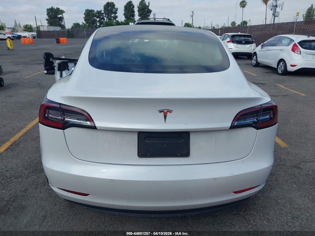 2020 Tesla Model 3 Standard Range Plus Rear-wheel Drive/standard Range Rear-wheel Drive მანქანა იყიდება აუქციონზე, vin: 5YJ3E1EA4LF614450, აუქციონის ნომერი: 44801257