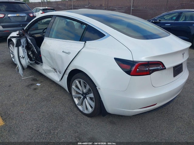 2020 Tesla Model 3 Standard Range Plus Rear-wheel Drive/standard Range Rear-wheel Drive მანქანა იყიდება აუქციონზე, vin: 5YJ3E1EA4LF614450, აუქციონის ნომერი: 44801257