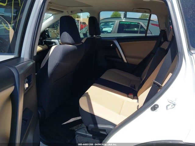 JTMWFREV2GJ066118 Toyota Rav4 Xle