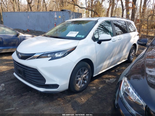 44801328 :رقم المزاد ، 5TDBSKFC4RS148114 vin ، 2024 Toyota Sienna Le مزاد بيع