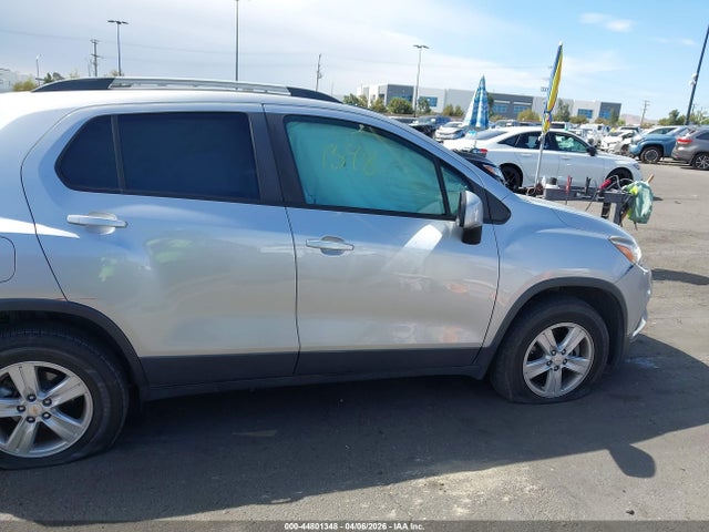 KL7CJPSB4MB324755 Chevrolet Trax Awd Lt
