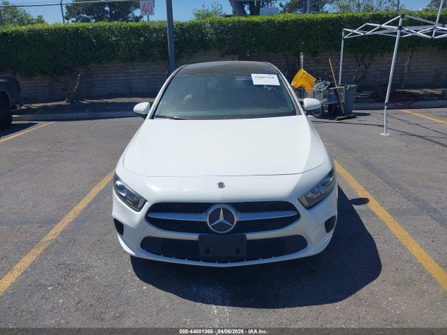 2019 Mercedes-benz A 220 მანქანა იყიდება აუქციონზე, vin: WDD3G4EB9KW025866, აუქციონის ნომერი: 44801368