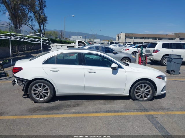 2019 Mercedes-benz A 220 მანქანა იყიდება აუქციონზე, vin: WDD3G4EB9KW025866, აუქციონის ნომერი: 44801368