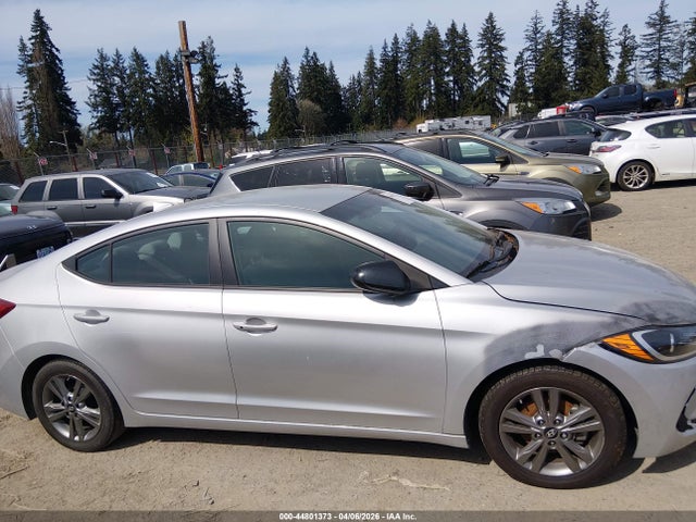 5NPD84LFXHH056141 Hyundai ELANTRA SE