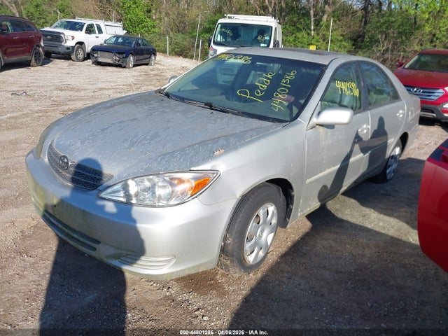 44801386 :رقم المزاد ، 4T1BE32KX3U717007 vin ، 2003 Toyota Camry Le مزاد بيع