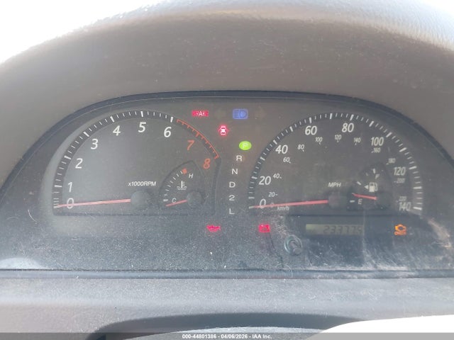 44801386 :رقم المزاد ، 4T1BE32KX3U717007 vin ، 2003 Toyota Camry Le مزاد بيع