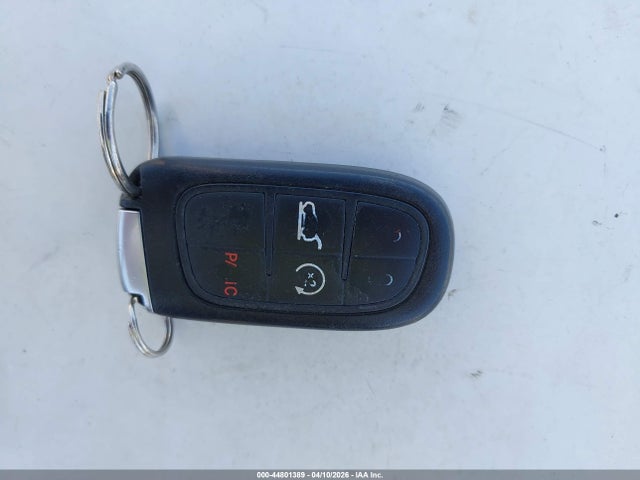 1C4PJLCS4GW208058 Jeep Cherokee Latitude