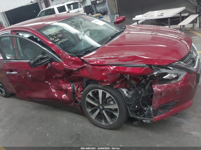 1N4AL3AP9JC137369 Nissan Altima 2.5 Sr