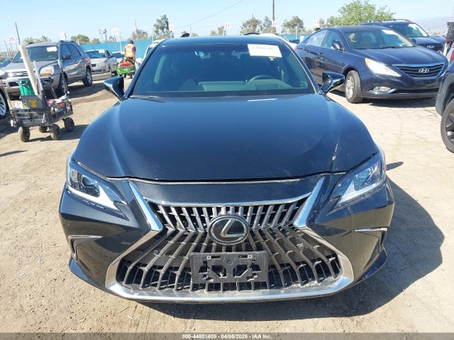 2024 Lexus Es 300h მანქანა იყიდება აუქციონზე, vin: 58ADA1C14RU045820, აუქციონის ნომერი: 44801405