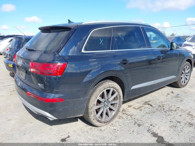 WA1LAAF73HD017930 Audi Q7 3.0t Premium