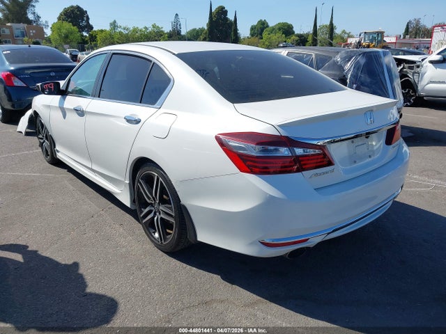 1HGCR2F18HA012595 Honda Accord Sport Se