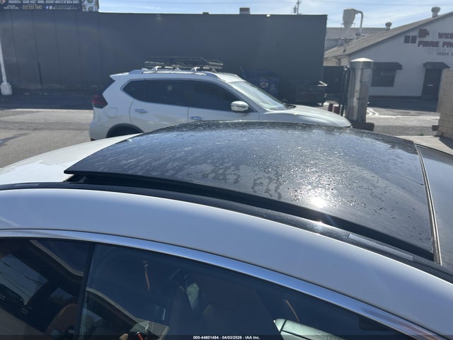 2017 Mercedes-benz C 300 მანქანა იყიდება აუქციონზე, vin: WDDWJ4JB3HF513899, აუქციონის ნომერი: 44801484