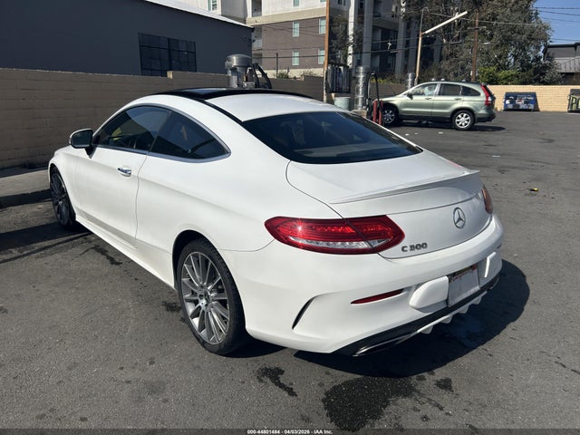2017 Mercedes-benz C 300 მანქანა იყიდება აუქციონზე, vin: WDDWJ4JB3HF513899, აუქციონის ნომერი: 44801484