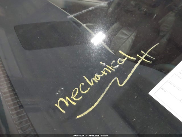 2011 TOYOTA SIENNA 5TDDK3DC0BS026244 Photo 5