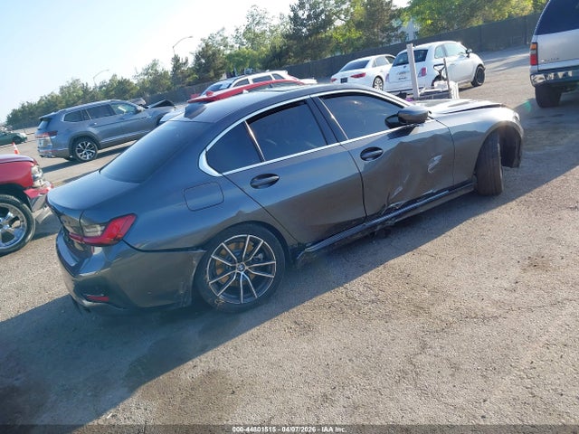 3MW5R1J04M8B87378 BMW 330I