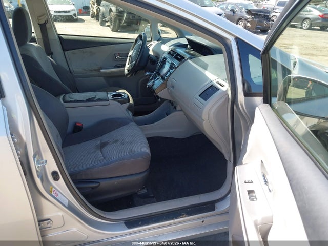 JTDZN3EU7GJ055250 Toyota Prius V Two