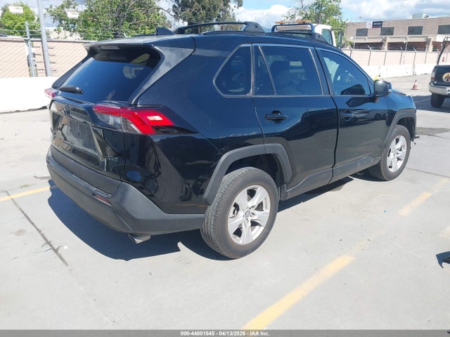 2T3W1RFV5KC022204 Toyota Rav4 Xle